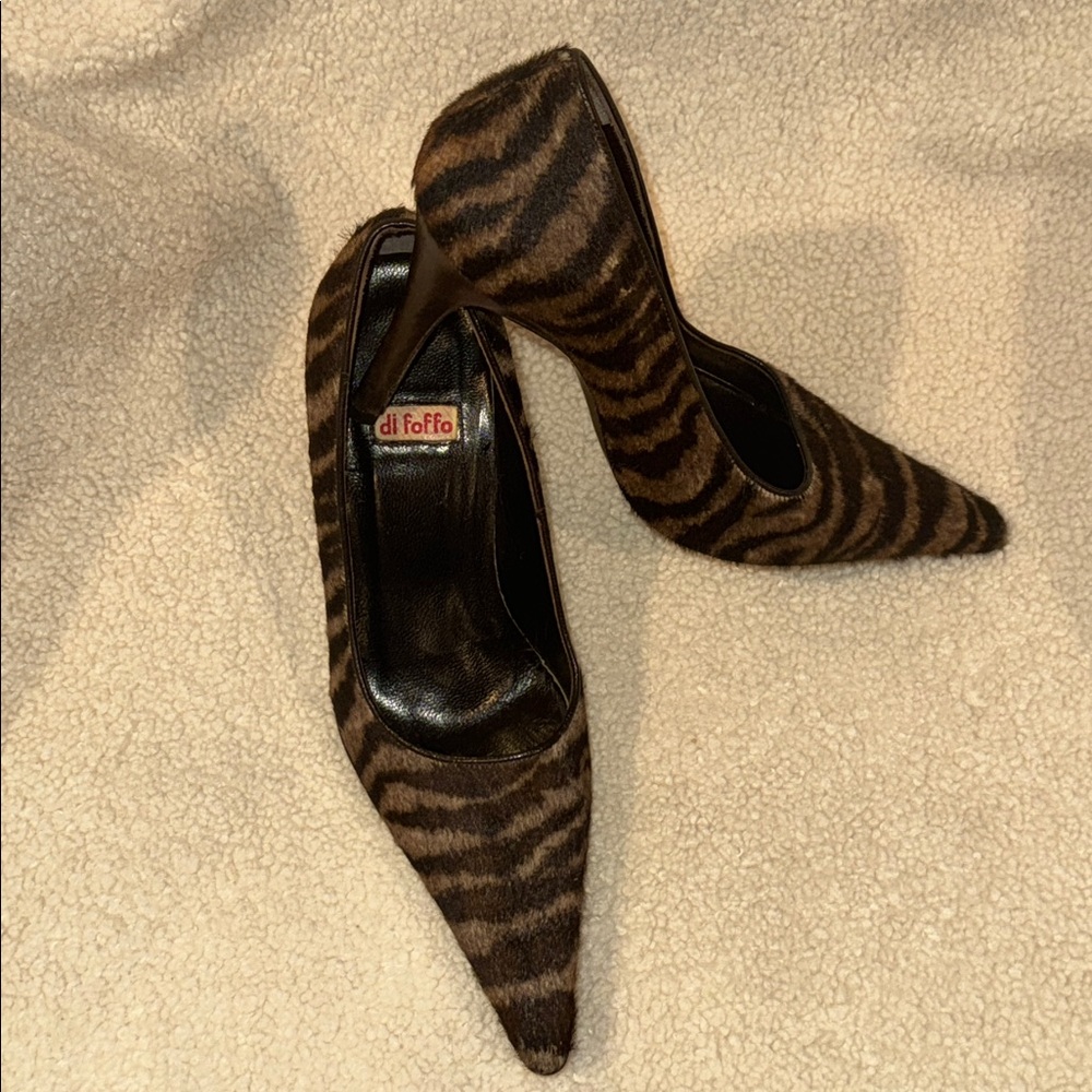 NEW Di Foffo Italian leather and calf hair pumps, animal print